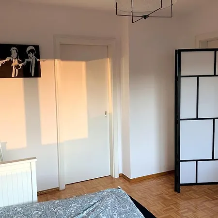 Susi Sonnenschein 아파트 *